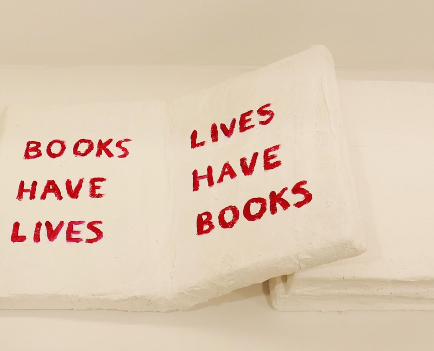 The lifes of books